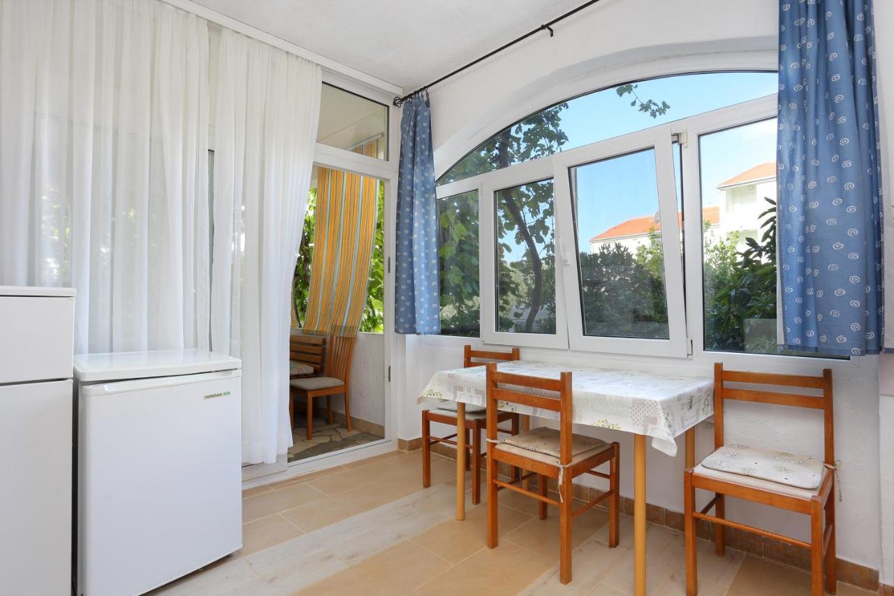 Apartments By The Sea Okrug Gornji, Ciovo - 1069 Trogir Exterior photo